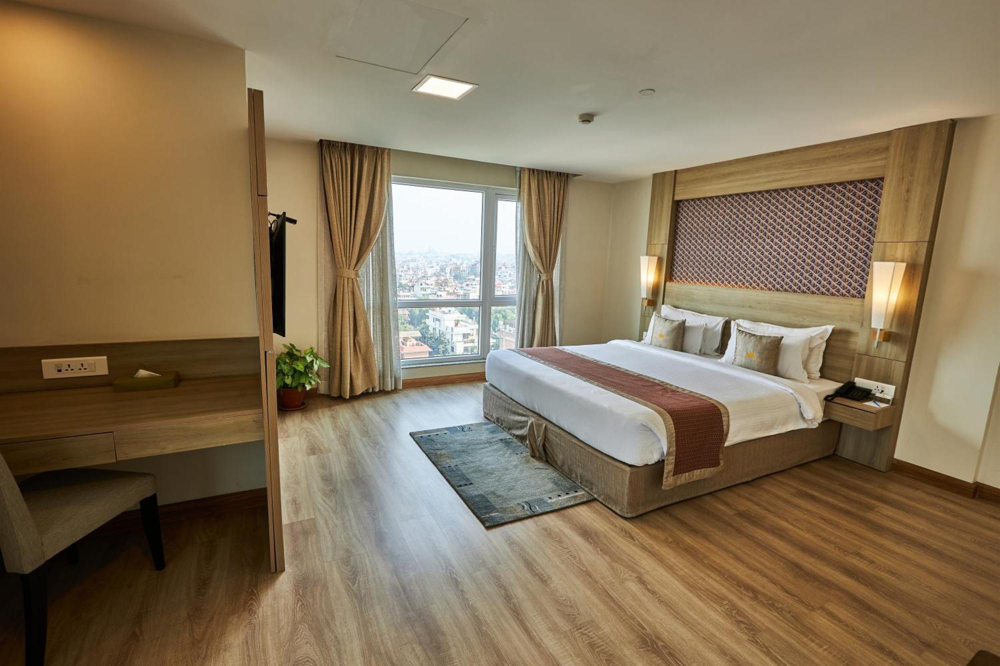 Hotel Crowne Imperial Kathmandu Exteriör bild