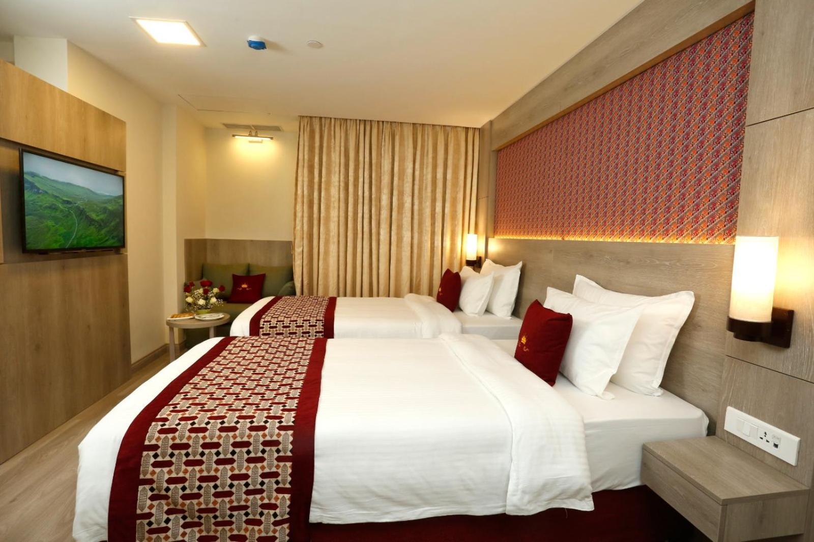 Hotel Crowne Imperial Kathmandu Exteriör bild