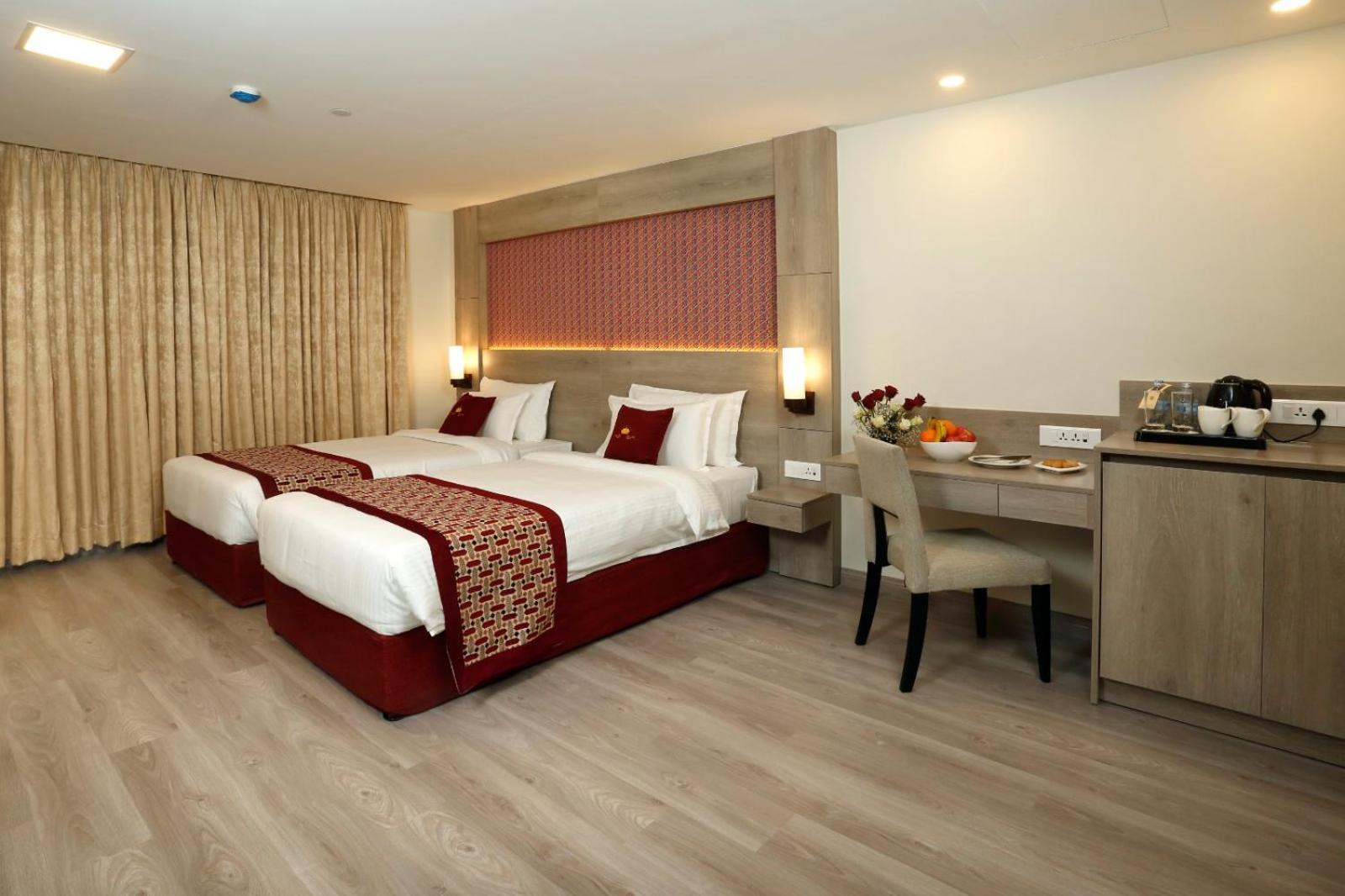 Hotel Crowne Imperial Kathmandu Exteriör bild
