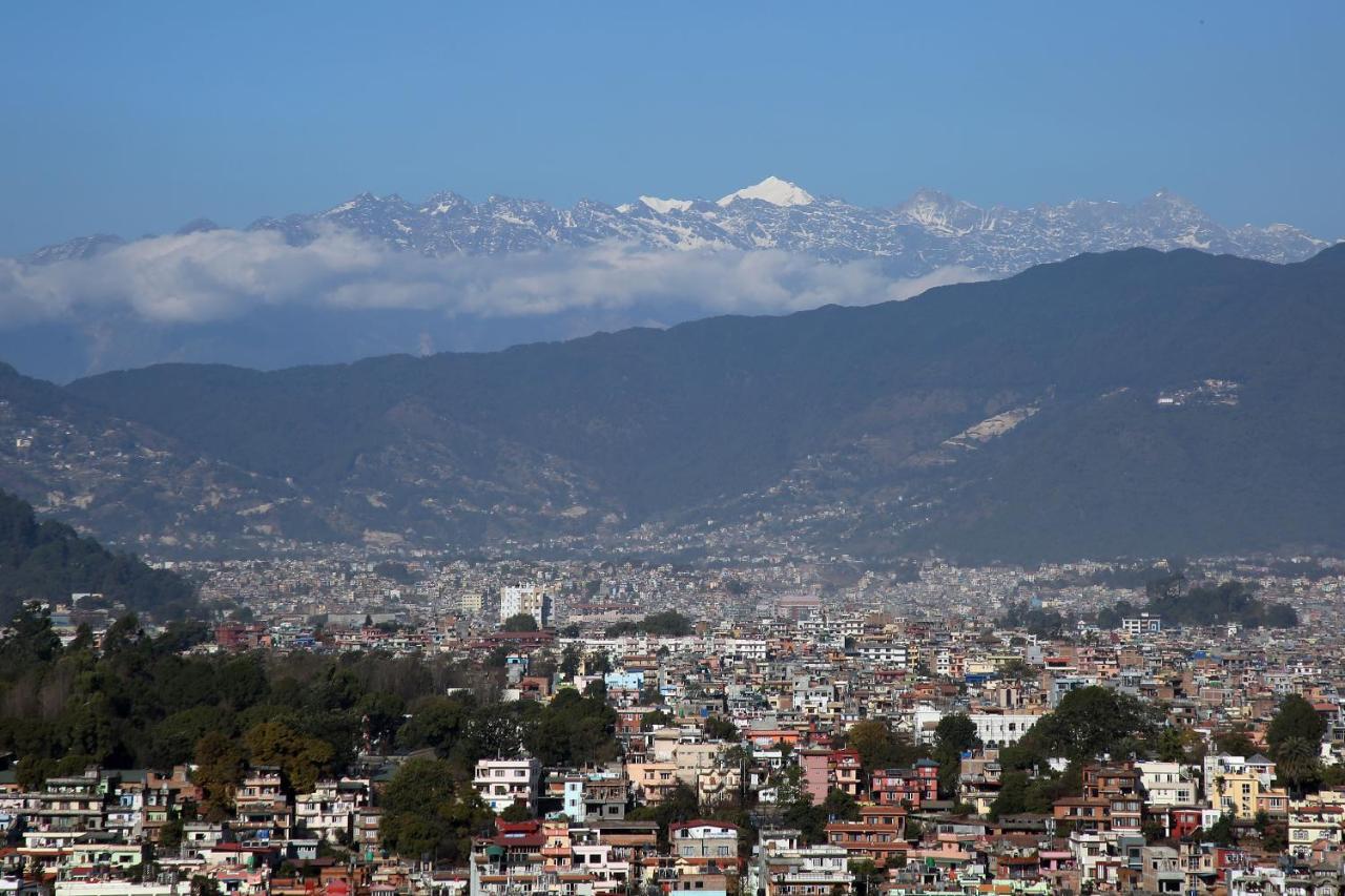 Hotel Crowne Imperial Kathmandu Exteriör bild